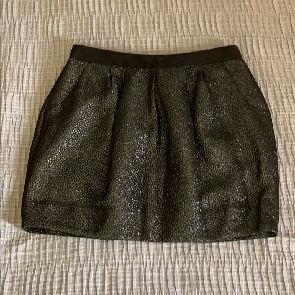 Leifsdottir Black Shimmer Shirt with Hooks size 8